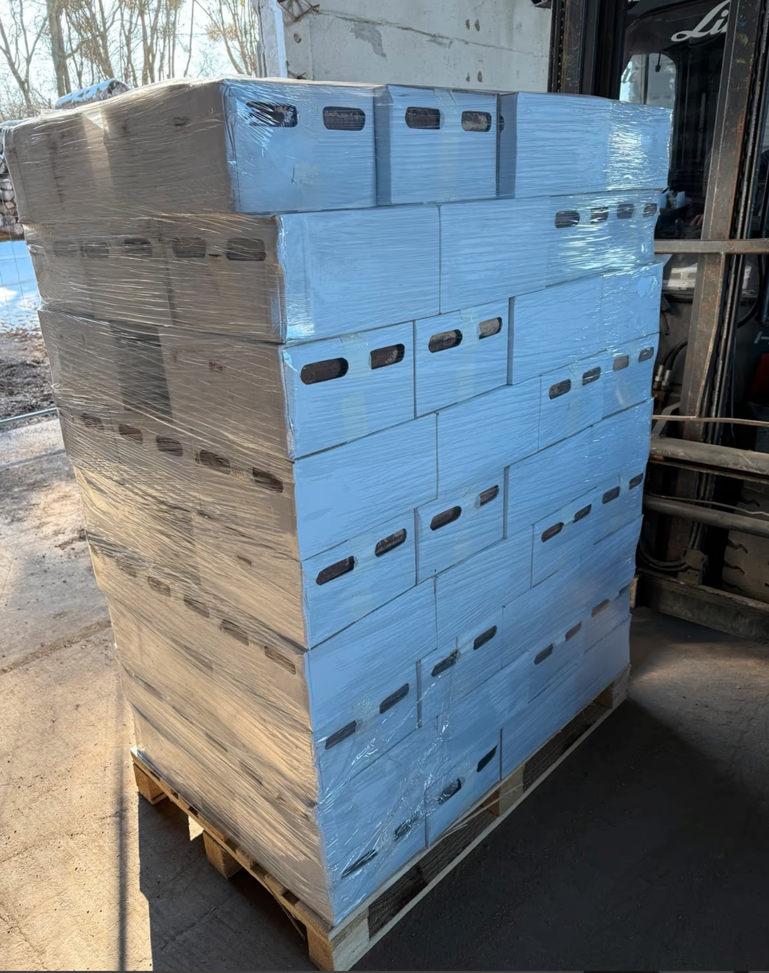 Holzbriketts Rundbrikett Nestro Eiche 10kg x 90/900kg Palette kostenloser Versand