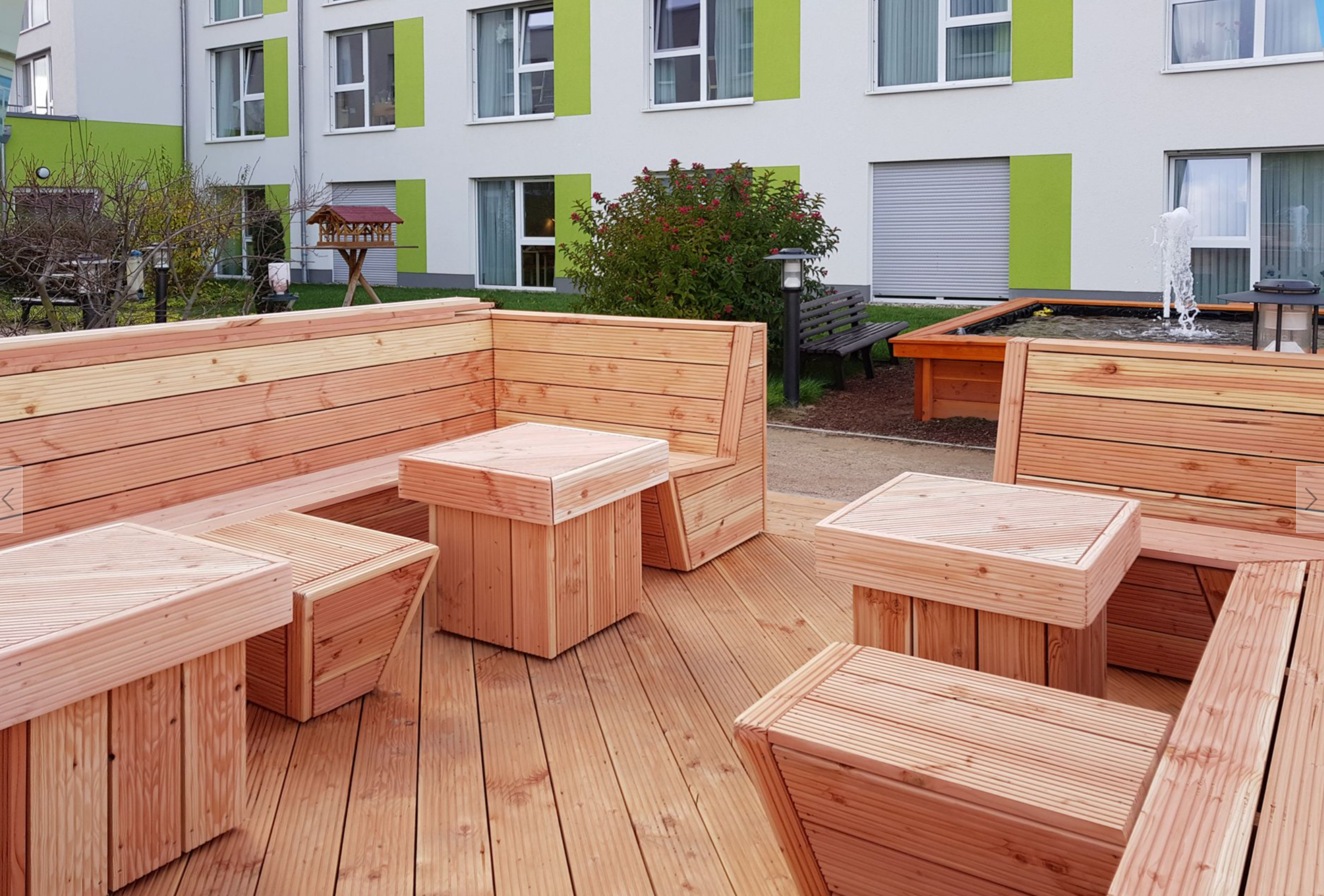 Terrassendiele Eine Seite GROB und eine Seite FEIN gerillt