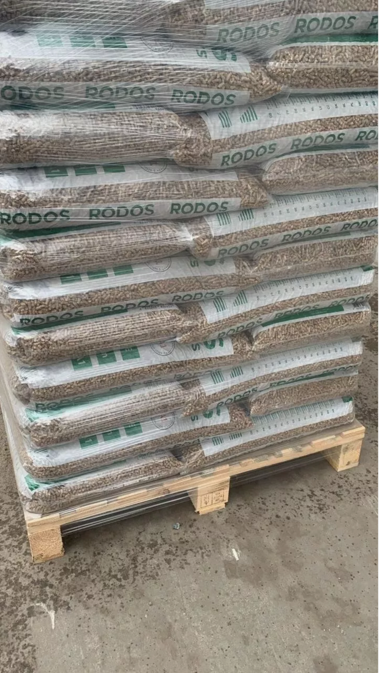 "Rodos" Holzpellets Pellets ENplus A1 Palette 1050kg/ 70 Säcke / 357,14€/t kostenloser Versand