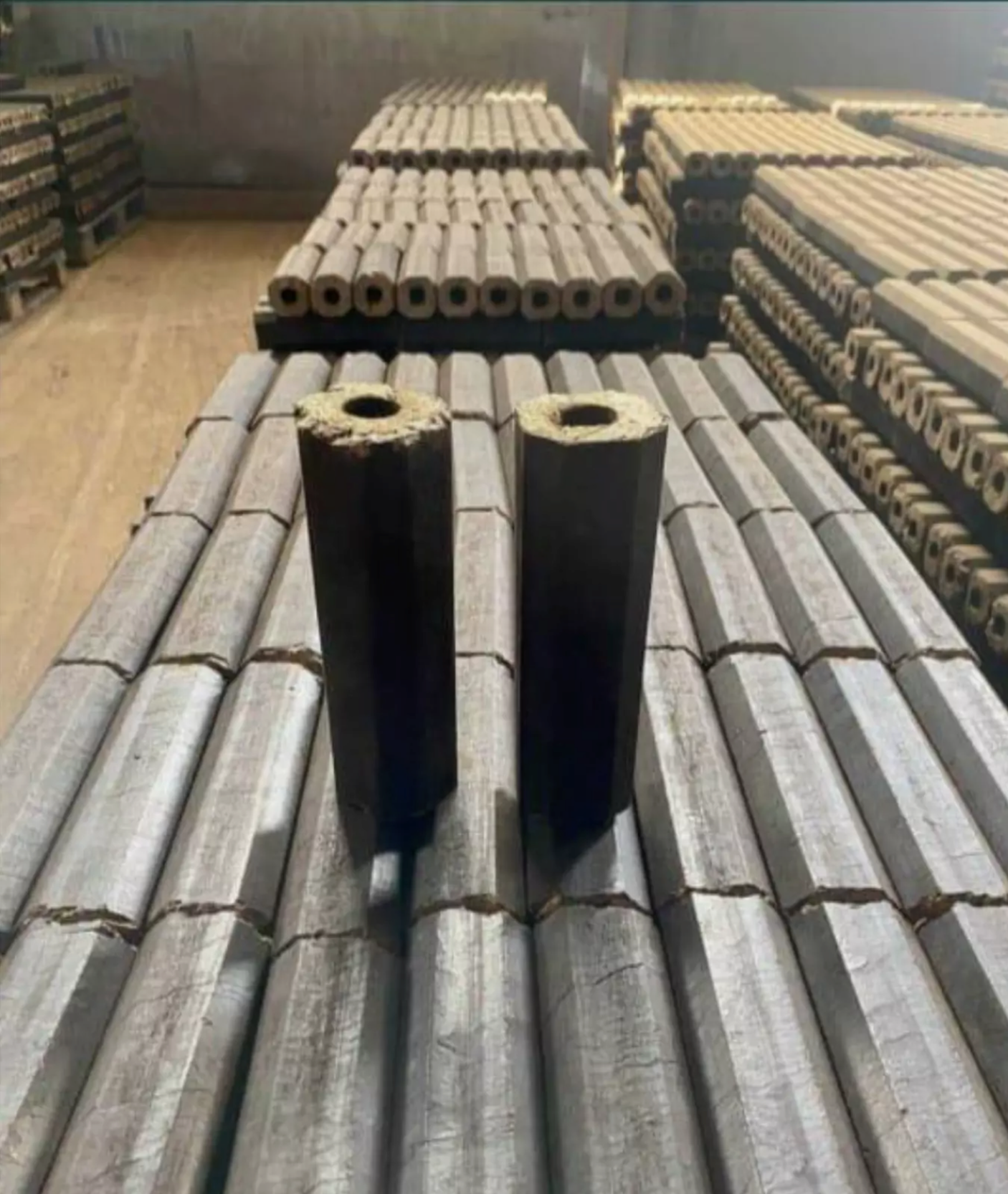 Pini Kay 8 Eckige Premium Buchenholzbriketts 960kg Palette 96x10 kg inkl. Versand